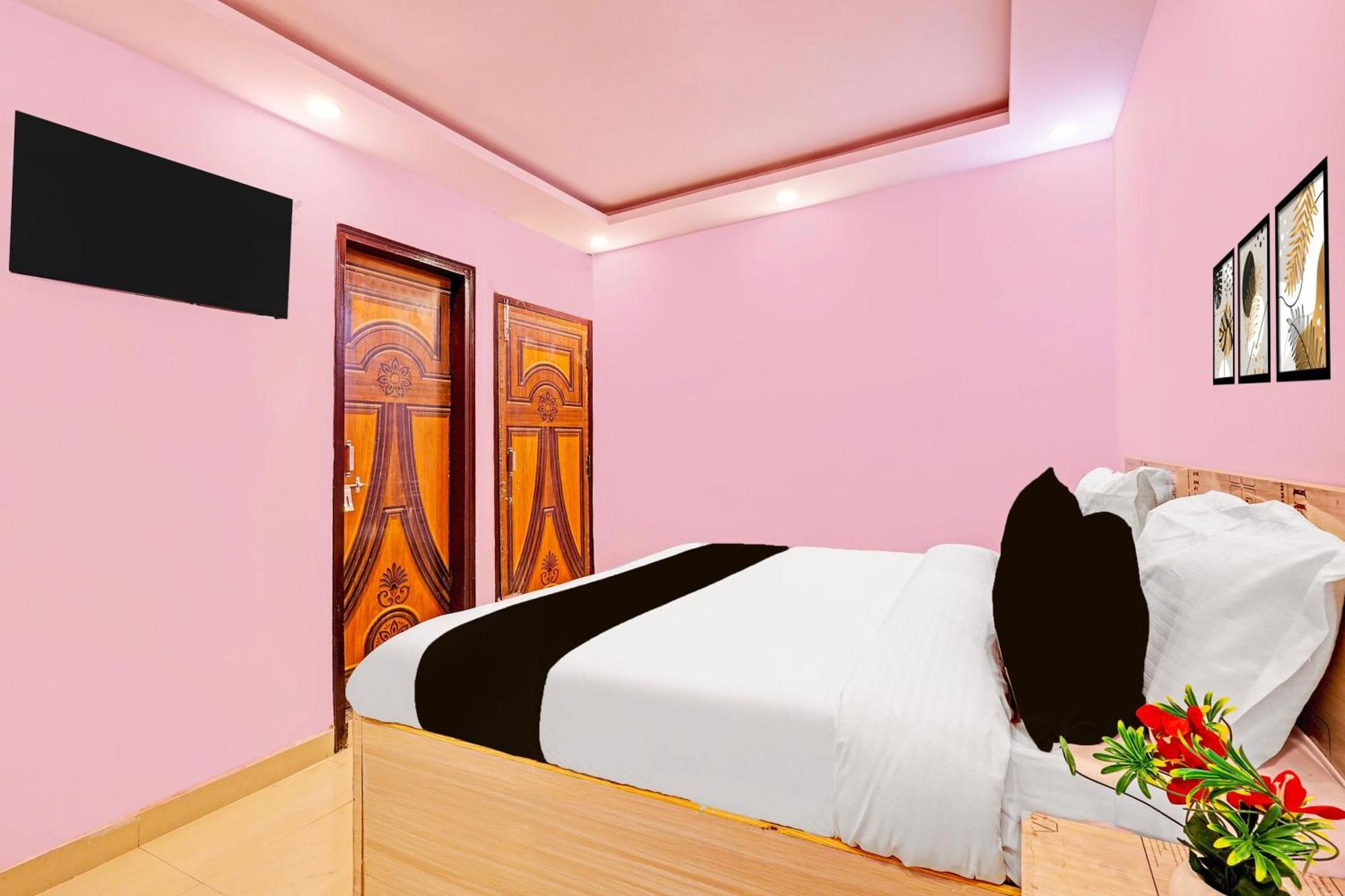 O Sky House Residency Hotel New Delhi