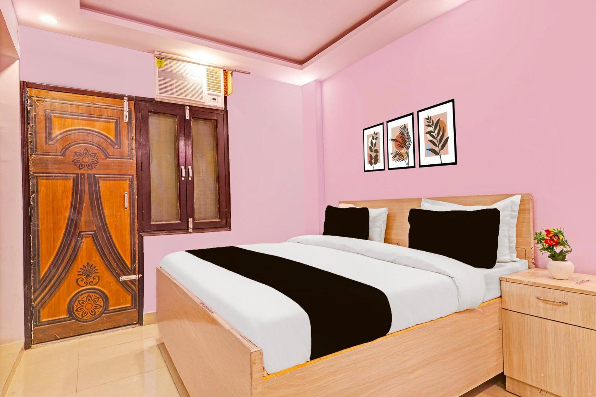 O Sky House Residency 3* New Delhi
